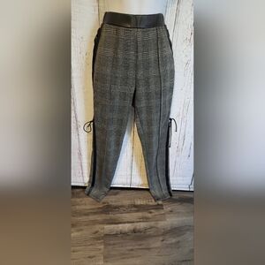 Bebe Vintage dress pants small
